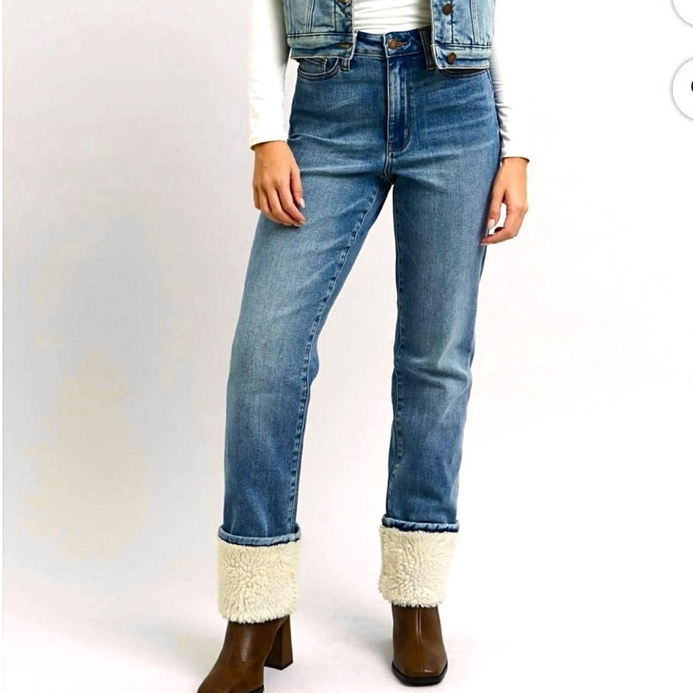 Judy Blue High Rise Medium Wash Shearling Cuff Straight Leg Jeans 9/29 Women’s